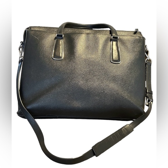 Tumi Sinclair Nita Commuter Briefcase Crossbody Color Black - Picture 2 of 10